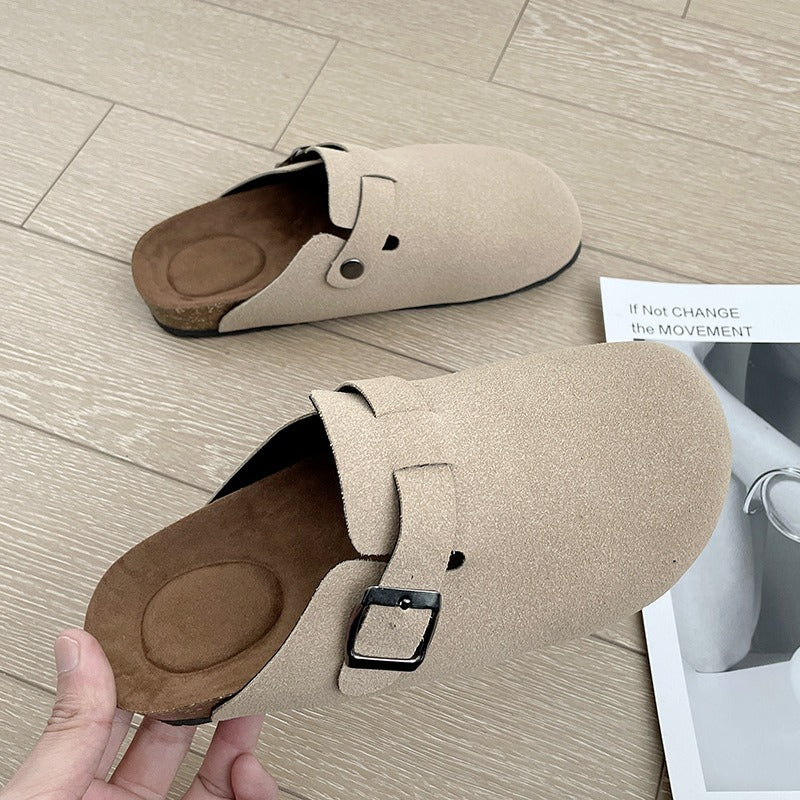 Large size Boken shoes are comfortable to wear on the outside with thick soles, cork slippers, low heels, and wrapped toe slippers for women and couples. Casual Roman shoe trend