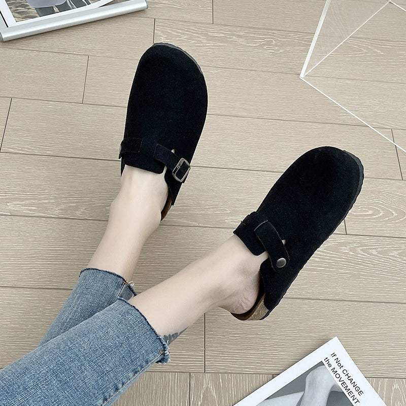 Large size Boken shoes are comfortable to wear on the outside with thick soles, cork slippers, low heels, and wrapped toe slippers for women and couples. Casual Roman shoe trend