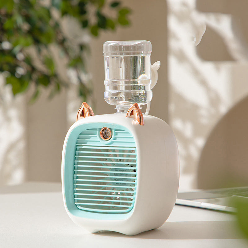 Humidifying Spray Mini Fan Office Desktop Air Cooler USB Charging Portable Desktop Small Fan